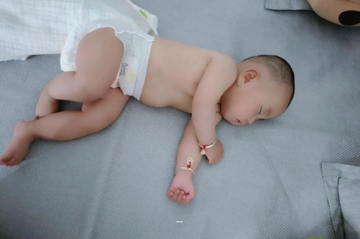 泰兴宝宝为什么不说话